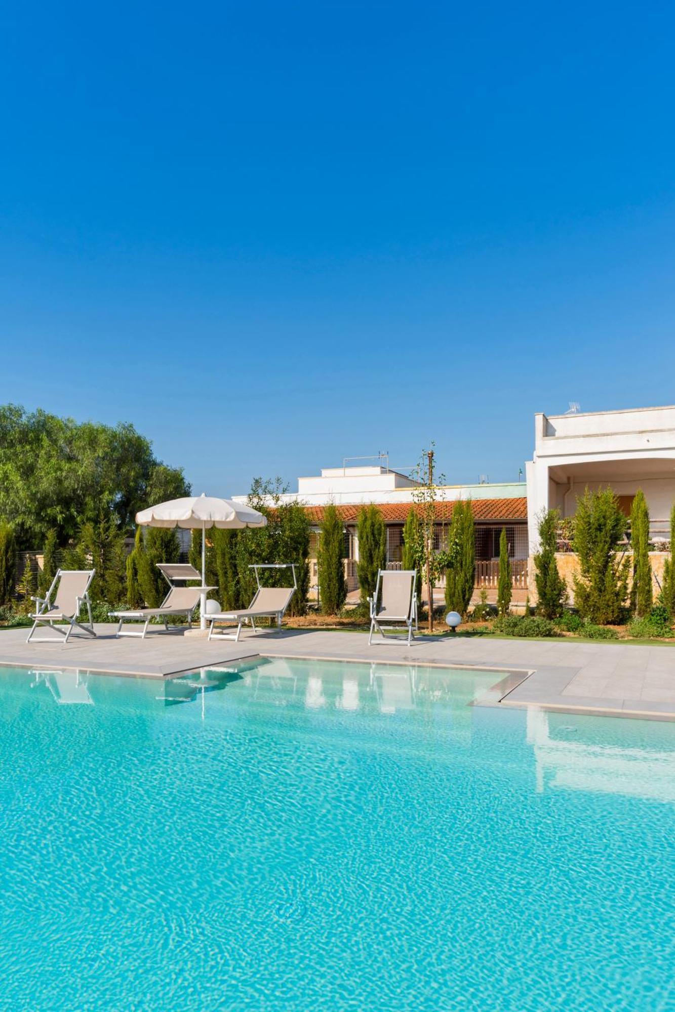 Green Sea Villas Торре-Сан-Джованни-Удженто Экстерьер фото